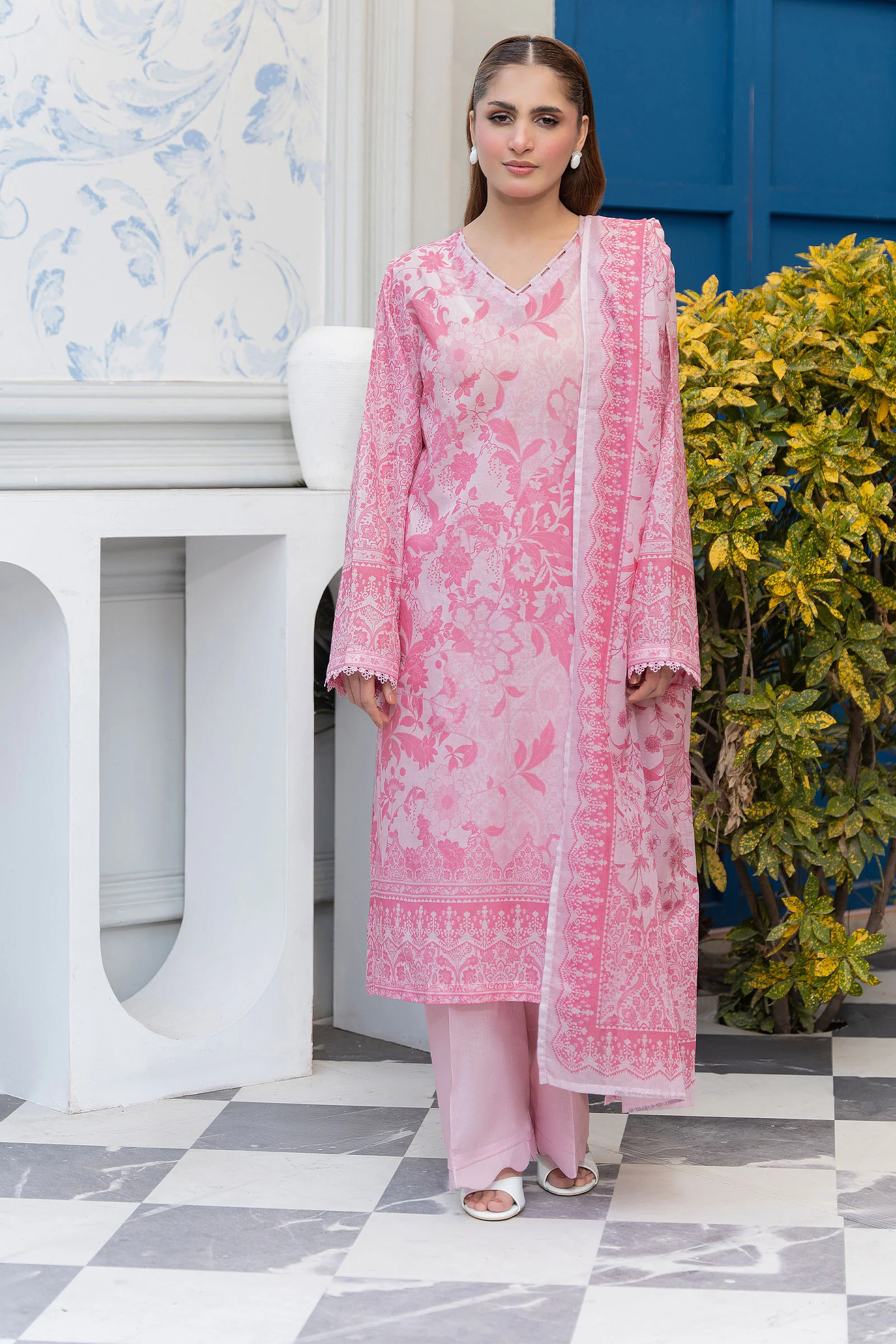 Outfitters 3-Piece Unstitched Lawn Suit - Powder Pink